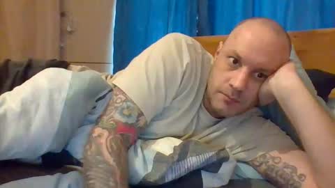 Snapshot of markus_7 chatting on 04-02-26, 08:23 markus_7 online show from 04-02-26, 08:23
