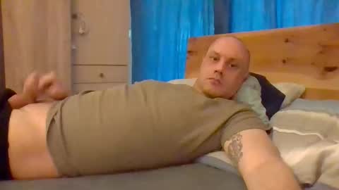 Snapshot of markus_7 chatting on 04-21-26, 03:50 markus_7 online show from 04-21-26, 03:50