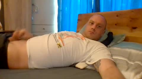 Snapshot of markus_7 chatting on 07-01-26, 07:43 markus_7 online show from 07-01-26, 07:43