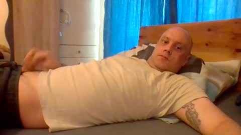 Snapshot of markus_7 chatting on 07-03-26, 07:48 markus_7 online show from 07-03-26, 07:48