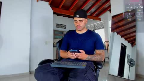 Snapshot of markus_tyler chatting on 05-21-26, 10:06 markus_tyler online show from 05-21-26, 10:06