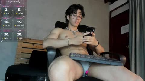 markuss___ online show from 10-17-25, 02:59