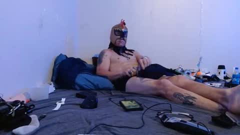 markymark101825061 online show from 12-15-24, 01:46