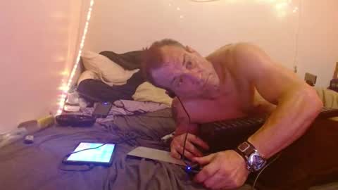 markymark101825061 online show from 01-13-25, 02:50