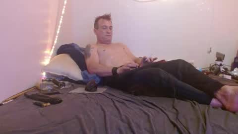 markymark101825061 online show from 01-15-25, 08:58