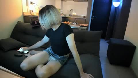 Snapshot of marla85 chatting on 06-09-26, 12:22 marla85 online show from 06-09-26, 12:22