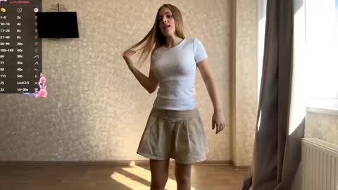 Olivia online show from 09-28-25, 10:53