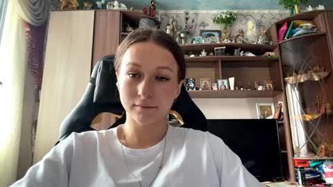 Lena online show from 06-02-26, 06:48