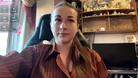 Lena online show from 07-18-26, 03:49