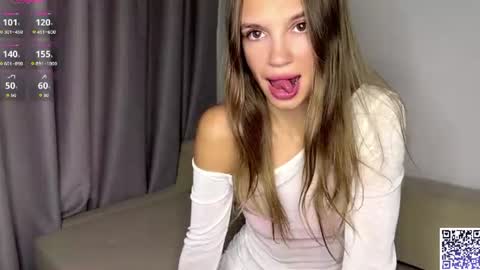 Snapshot of marlenamarschel chatting on 06-13-26, 05:38 Maja online show from 06-13-26, 05:38