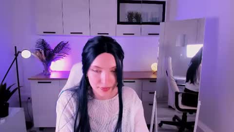 Snapshot of marlenemurphy chatting on 07-13-26, 01:58 Marlene online show from 07-13-26, 01:58