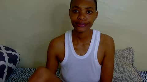 Marly online show from 02-17-26, 01:35