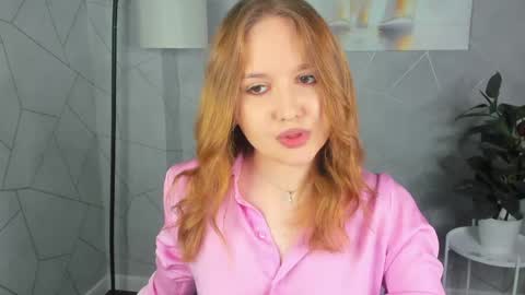 Snapshot of marlyn_owen chatting on 05-31-26, 12:41 Emmaa online show from 05-31-26, 12:41
