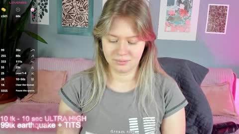 Snapshot of marmel199 chatting on 04-07-26, 07:31 Liza online show from 04-07-26, 07:31