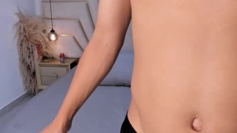 maroxcute online show from 11-20-25, 11:32