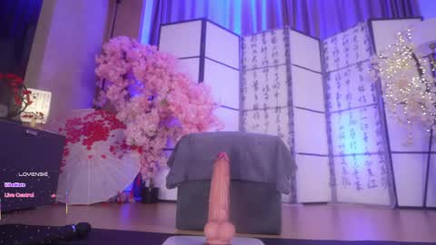 Snapshot of marry_cordy chatting on 05-13-26, 04:10 Mary online show from 05-13-26, 04:10
