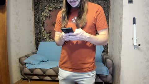 Alan online show from 01-12-25, 05:24