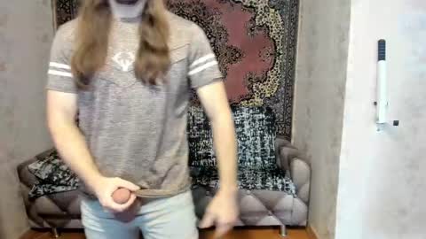 Alan online show from 02-19-25, 04:55