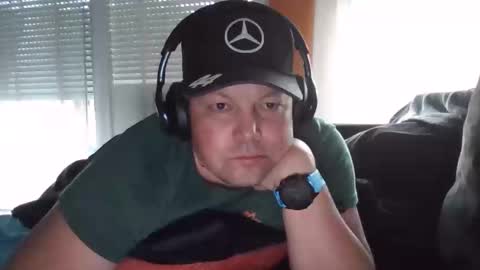 Snapshot of mars0481 chatting on 09-17-25, 06:15 mars0481 online show from 09-17-25, 06:15