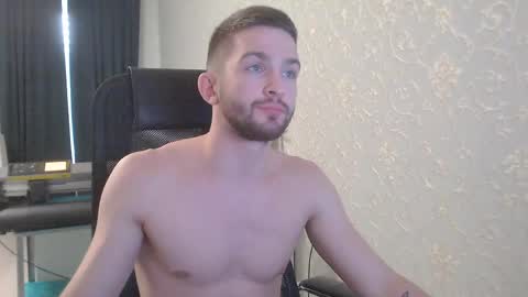 Snapshot of marselle_looker chatting on 02-25-25, 01:50 Marselle online show from 02-25-25, 01:50