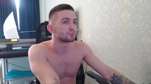 Snapshot of marselle_looker chatting on 03-11-25, 11:01 Marselle online show from 03-11-25, 11:01