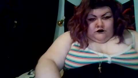 Snapshot of marshallmarx517 chatting on 10-21-25, 02:23 marshallmarx517 online show from 10-21-25, 02:23