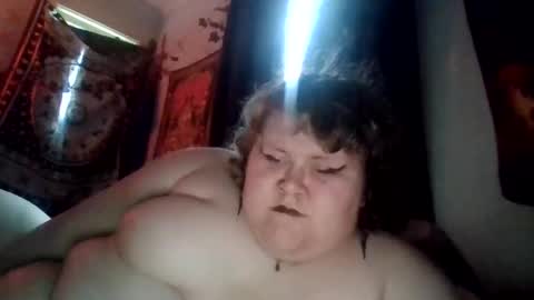 Snapshot of marshallmarx517 chatting on 05-05-26, 04:15 marshallmarx517 online show from 05-05-26, 04:15