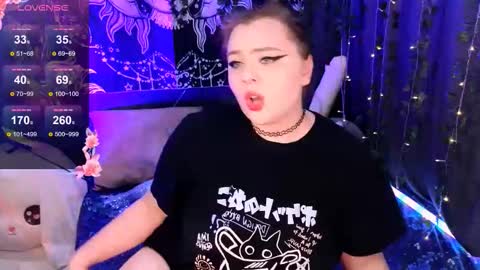 Snapshot of marshmallowbeauty_ chatting on 11-09-25, 07:01 marshmallowbeauty_ online show from 11-09-25, 07:01