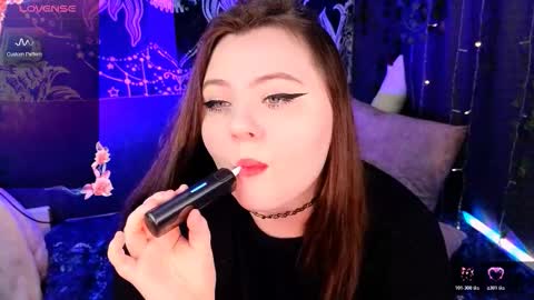 Snapshot of marshmallowbeauty_ chatting on 11-13-25, 07:24 marshmallowbeauty_ online show from 11-13-25, 07:24