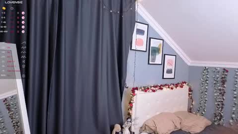 Snapshot of marta_genne chatting on 05-16-26, 07:45 Maria online show from 05-16-26, 07:45