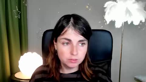 martaedams online show from 12-23-25, 06:11