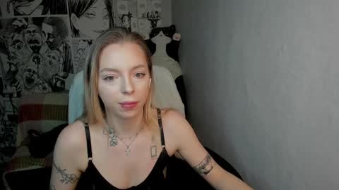 Martha Cameron online show from 01-29-25, 01:27