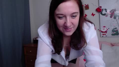 Snapshot of marthasimons chatting on 12-22-25, 06:10 Martha online show from 12-22-25, 06:10