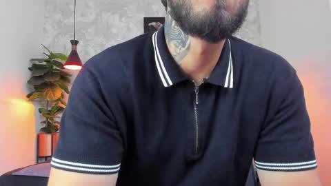 Martin Foster online show from 04-25-26, 01:41