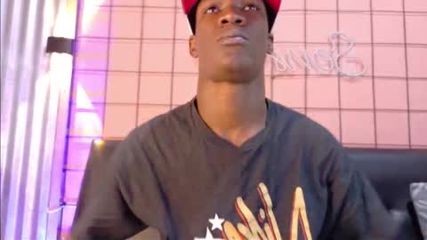 Martin online show from 11-05-25, 01:27