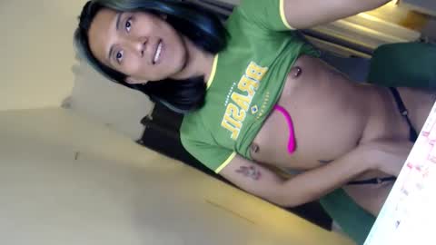 Snapshot of martina_012 chatting on 02-11-25, 02:24 MARTINA online show from 02-11-25, 02:24