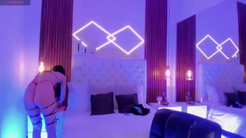 Martina online show from 12-19-25, 10:44