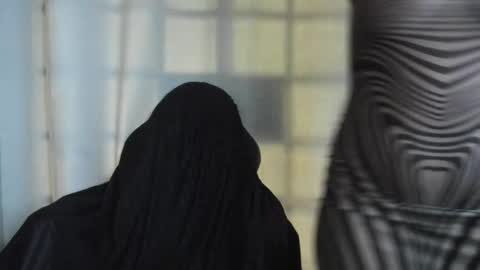 Laura online show from 03-03-25, 08:00