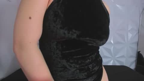 Snapshot of martina_lopezz1 chatting on 02-24-26, 11:30 Martina online show from 02-24-26, 11:30