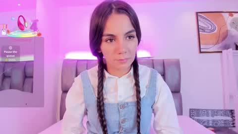 Martina online show from 09-19-25, 01:01