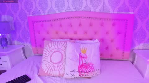 Snapshot of martina_rivera_ chatting on 02-07-25, 11:45 Martina online show from 02-07-25, 11:45