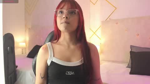 Martina  online show from 12-15-25, 08:02