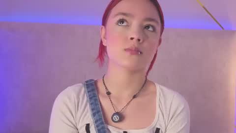 Snapshot of martinaa_garcia chatting on 07-16-26, 08:04 Martina online show from 07-16-26, 08:04