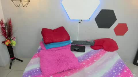 Martina online show from 12-24-24, 11:49