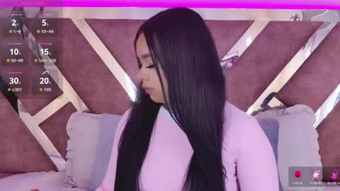 Snapshot of martinagarcia__ chatting on 06-05-26, 06:57 Martina Garcia online show from 06-05-26, 06:57