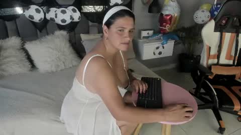 Martina online show from 07-09-26, 08:24
