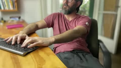 Martincito online show from 01-01-25, 08:47