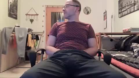 Martin online show from 10-19-25, 03:56