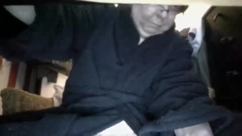 martingiles777 online show from 11-14-25, 09:52