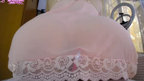Snapshot of martiniella chatting on 05-20-26, 09:32 Antonella Martini online show from 05-20-26, 09:32